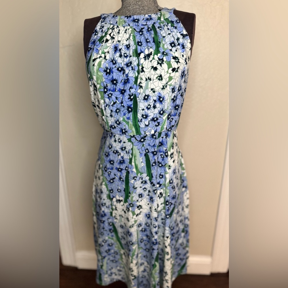 Tommy Hilfiger White & Blue High Neck Floral Dress - Picture 2 of 15